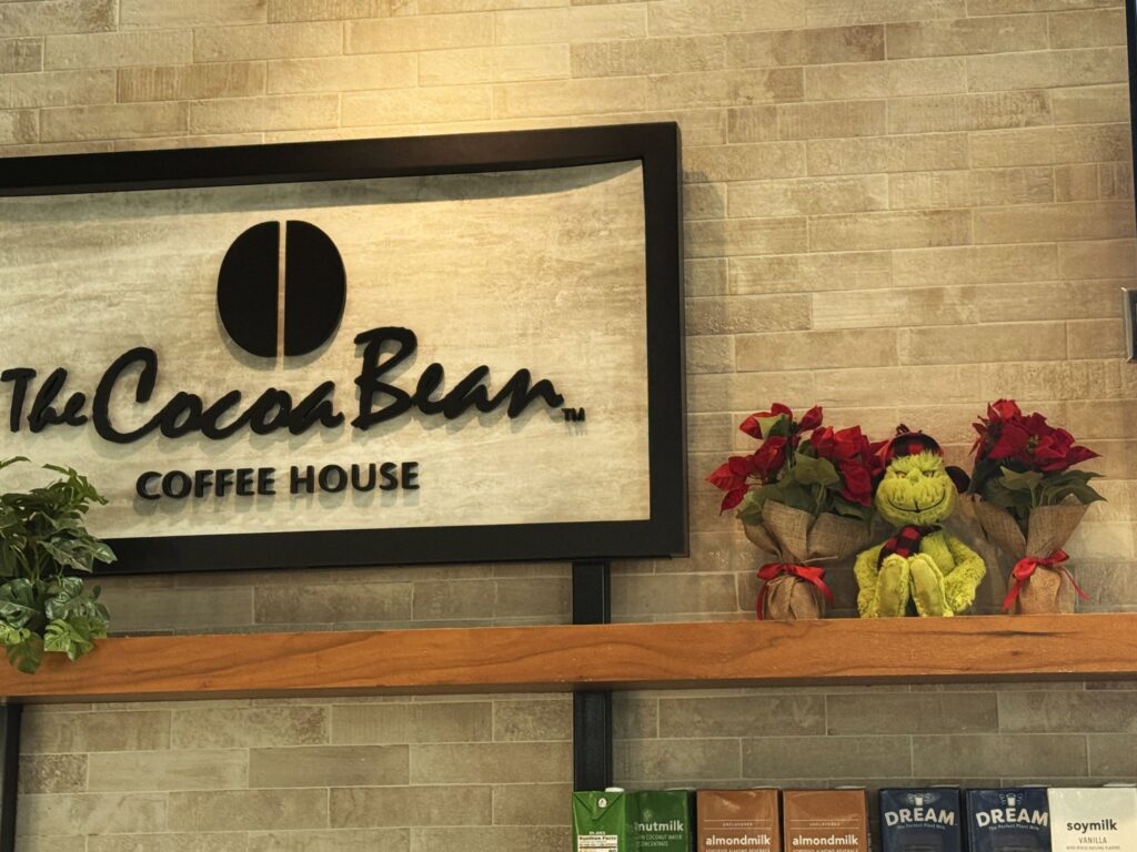 Scavenger Hunt Christmas at Gaylord Rockies